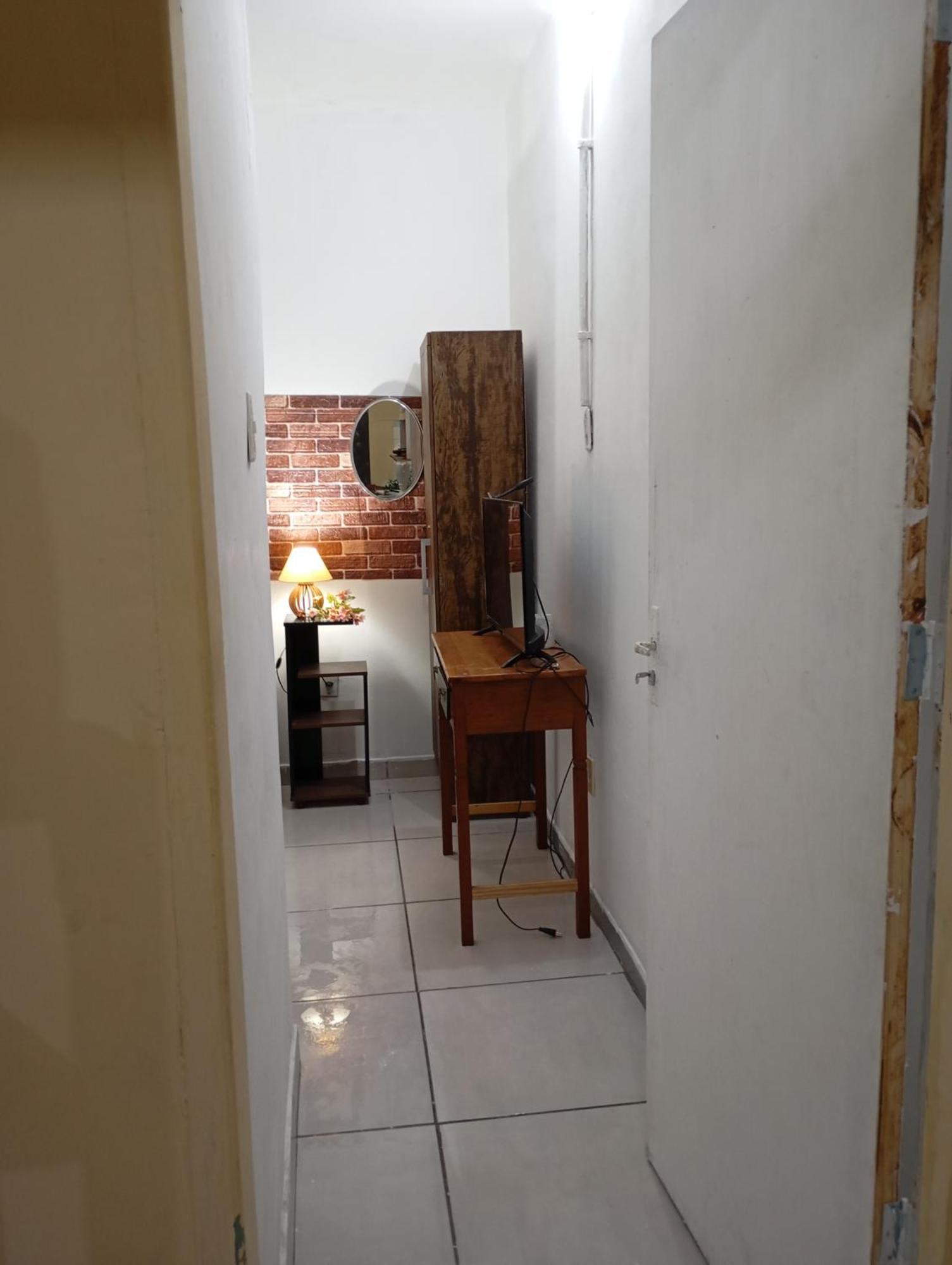 Casa Garagem Hatch Corumba